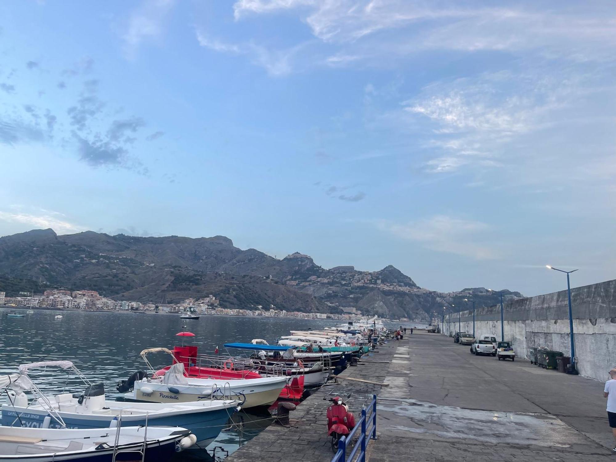 Maridda-Experience Rooms- Giardini Naxos Εξωτερικό φωτογραφία